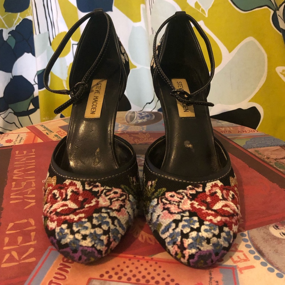Steve Madden Embroidered Heels